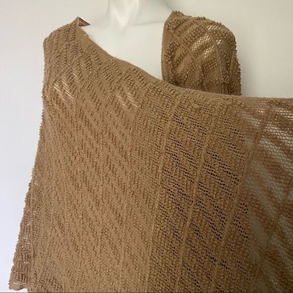 COPY - Textured Neutral Blanket Poncho Fringe Wrap Scarf - Picture 5 of 11